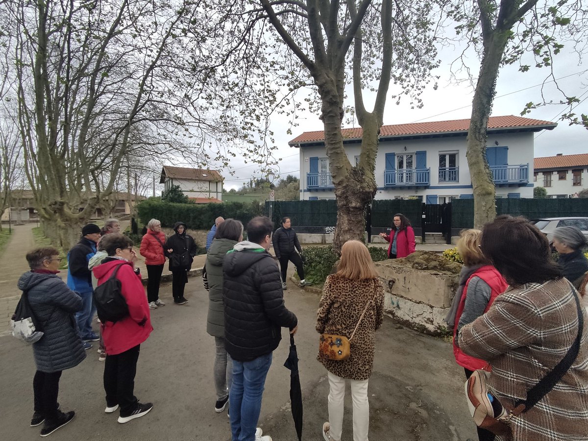 👣Leioa Paso a Paso🚶🏼‍♂️
🏛️Los Tesoros de Leioa 🪙

Este domingo comenzamos las rutas de #leioapasoapaso #visitleioa con la visita a la zona de Ondiz, Artaza y Pinosolo, donde descubrimos su fantástico patrimonio y naturaleza 🏞️ 

<a href="/visitbiscay/">VisitBiscay</a> <a href="/leioaudala/">Leioa Udala</a> <a href="/BizkaikoTxakoli/">BizkaikoTxakolina</a>