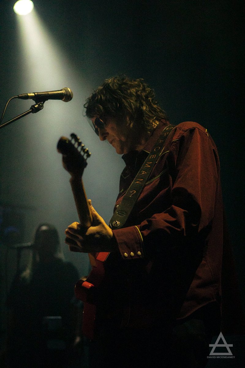 thethinair's tweet image. In Photos: Spiritualized live at @mandelahall in Belfast. Photos by David McEneaney
thethinair.net/2025/03/in-pho…