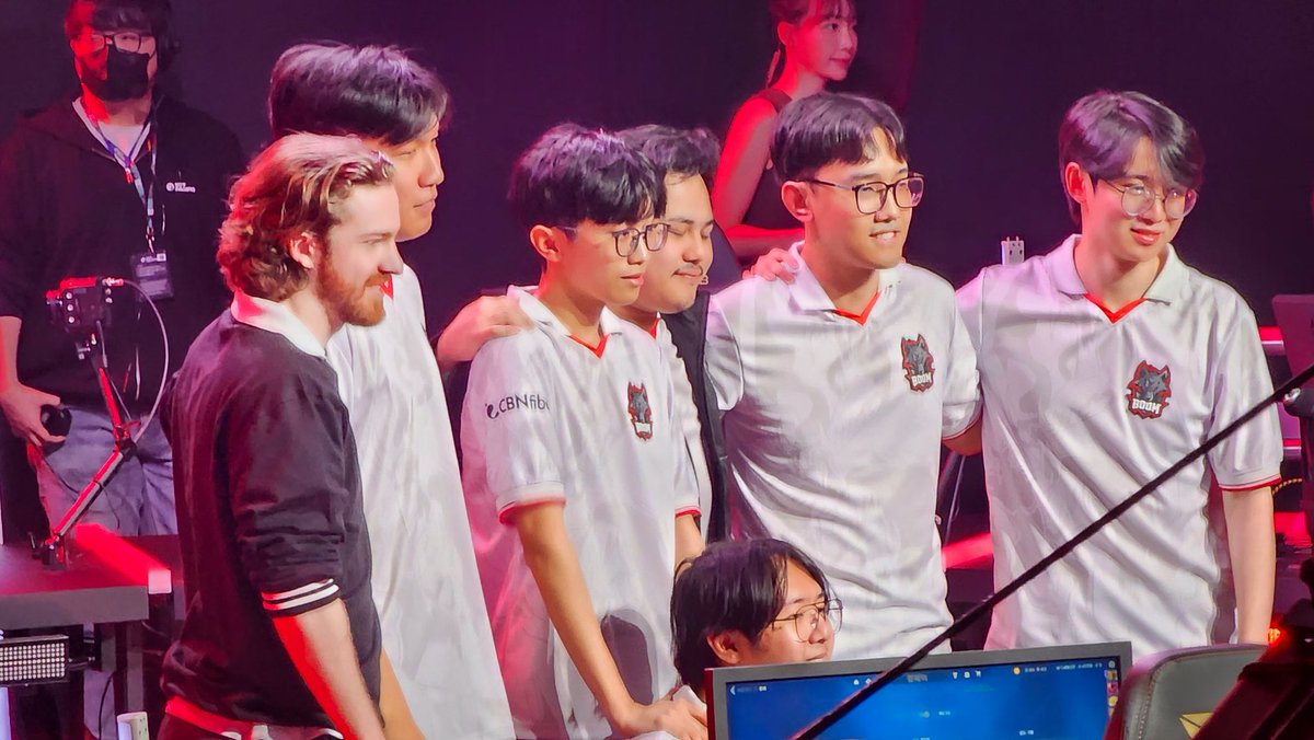 _Mr_J1N's tweet photo. BME 2:0 GEN, Congratulations
on Victory! All five of performed Amazingly, Super Great today๐ฅ
#VCTPacific #HungryBeasts https://t.co/LkY6CxdfFa