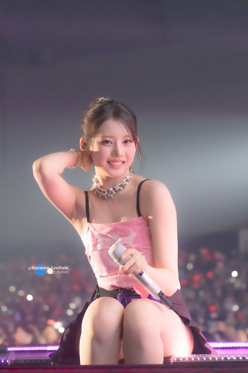 2025 BABYMONSTER 1st WORLD TOUR
#HELLO MONSTERS 
ポートメッセなごや in AICHI DAY2

最後照れてる感じかわよすぎ🩵😈

#BABYMONSTER #베이비몬스터 #ベイビーモンスター #baemon #베본 #ベモン #MONSTIEZ #몬스티즈 #モンスティズ #RORA #로라 #ロラ #LeeDain #이다인 #다인상 #ダインさん