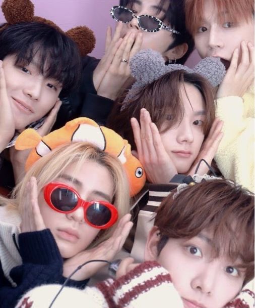 yeppinyangz's tweet photo. boynextdoor members/duos as one direction song 🏠

a non-exhaustive thread 🧵 part 1

- vids edited by me
- part 2 soon 
- follow if you’re also a sucker for boy bands (especially disbanded ones) https://t.co/yNbqCF3R2M
