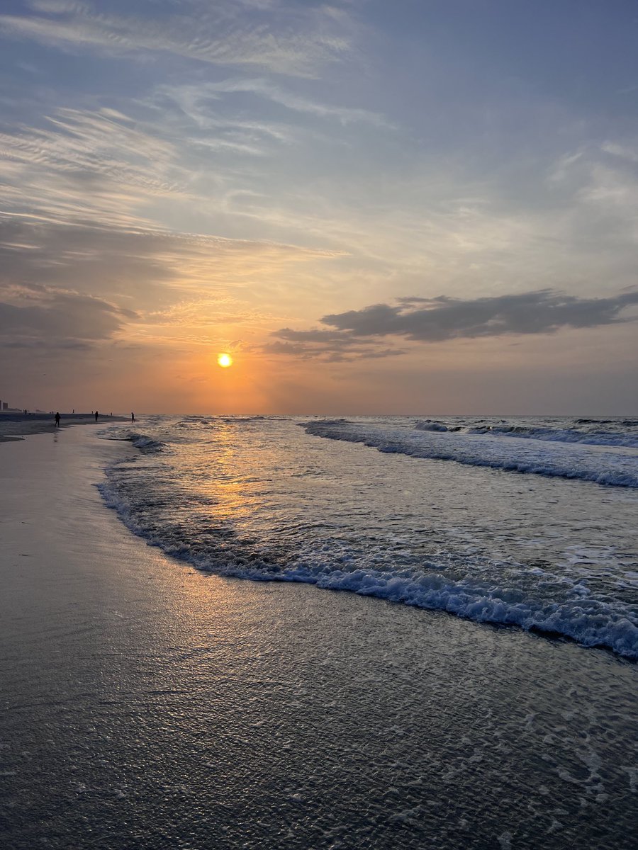 KarenNickell77's tweet photo. Orange beach  ⁦@spann⁩ https://t.co/iOKHrG8c3B
