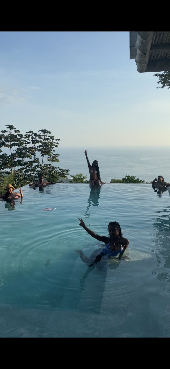 zariaamk's tweet image. Costa Rica Dump ! 🇨🇷 #FILTHYANIMAL