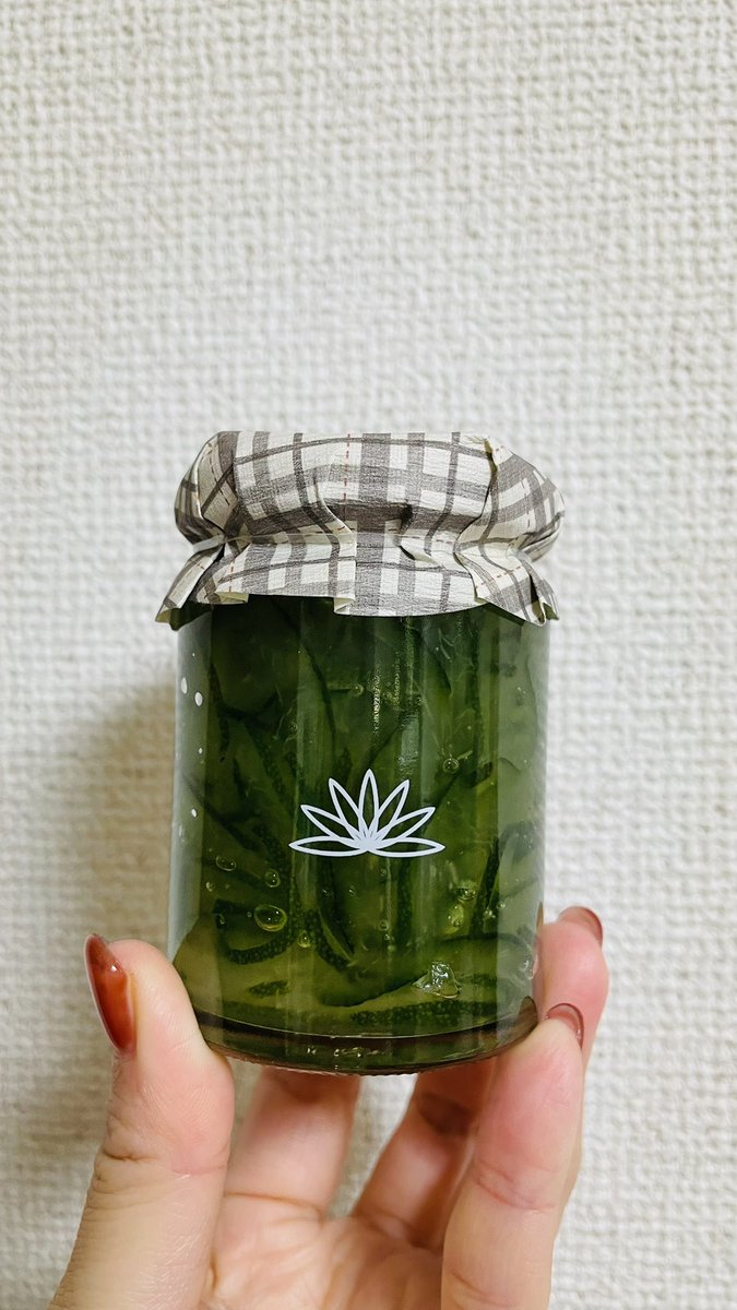 haru_hgdn_love's tweet image. 美しい緑色といえばこれすごく美しい緑色じゃない？
すぐに食に走ってごめんだけどさ…

#Chessboard
#ロヂベー