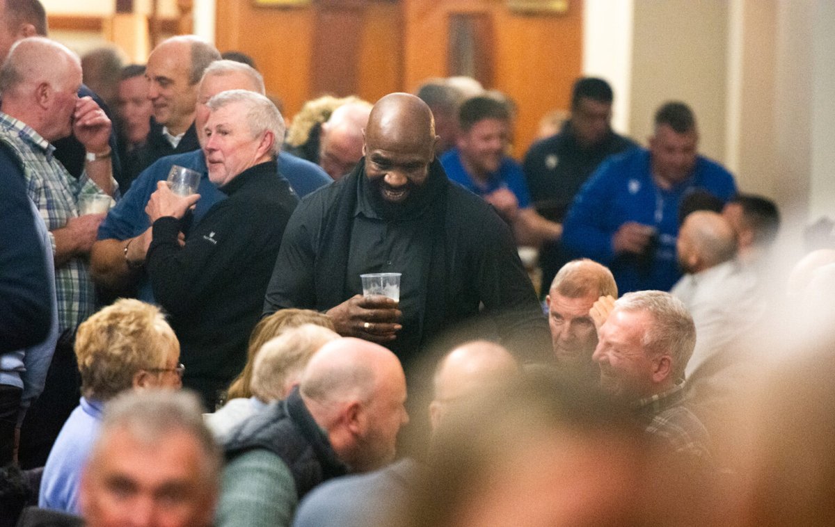 🗞️ We are pleased to confirm that the running of the bars and all licenced areas at the Dunraven Brewery Field is now under the control of Bridgend Ravens.

The move is part of a natural progression for the club, with exciting plans for the stadium to be unveiled shortly.

🔵⚪⬇️