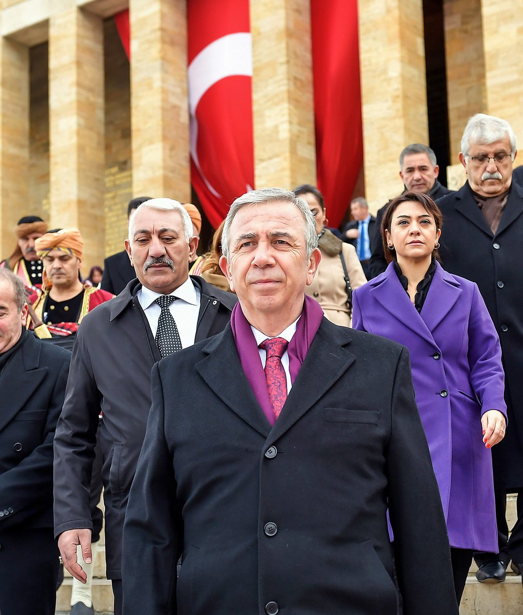 #SONDAKİKA | Mansur Yavaş: "Tek bayrağımız, Türk bayrağıdır!

Dün ne dediysek, bugün de aynı noktadayız."