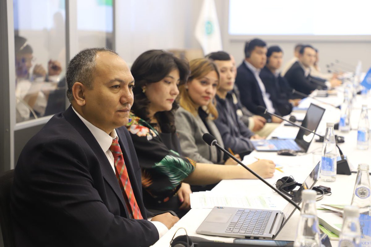 UNDP_Uzbekistan's tweet image. 📍 Today we wrapped up the project supporting Yashil Makon.

🔍 We discussed:
▪️Forest development strategies
▪️Innovative green financing
▪️Best practices
▪️Pilot projects in Surkhandarya

♻️ Together, tackling desertification &amp;amp; climate change!

#ClimateAction #NatureProtection