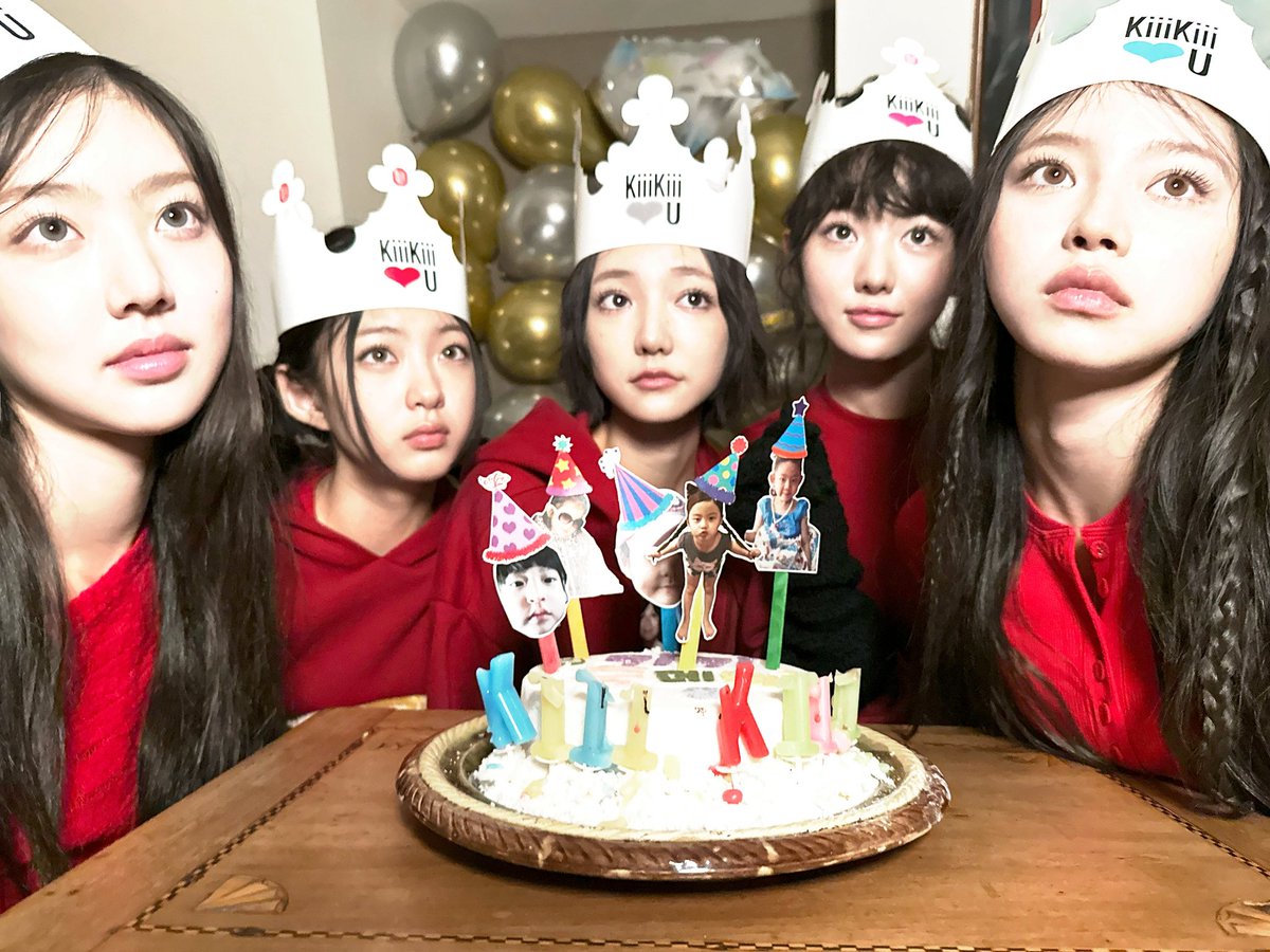 123_78rooms's tweet photo. ᅠ
There are many special things these days. First, we have officially debuted as idols. Second, KiiiKiii loves you. ♡₊
ᅠ https://t.co/cHGucvTh3k