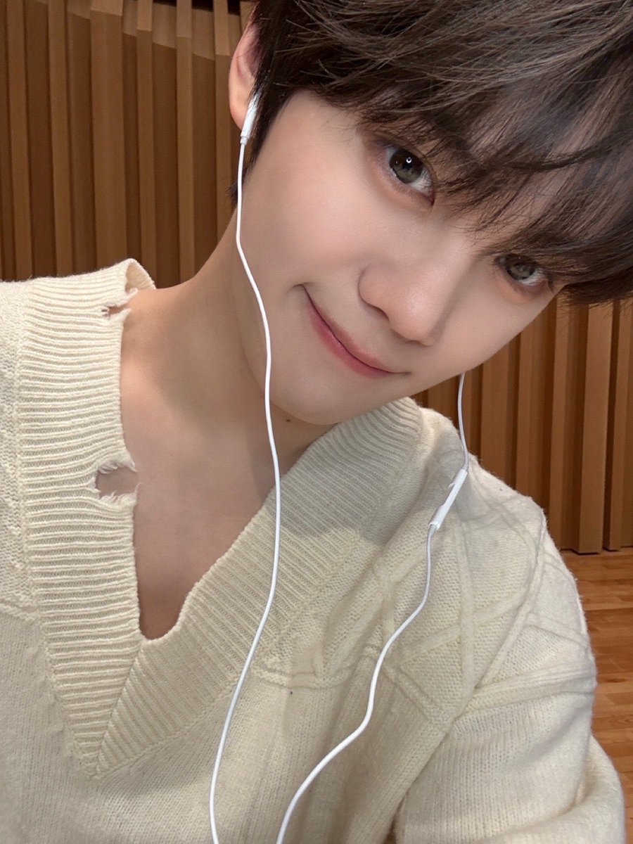 KGVFEED's tweet photo. 250324 ➕📸 https://t.co/prAGZvIbxj