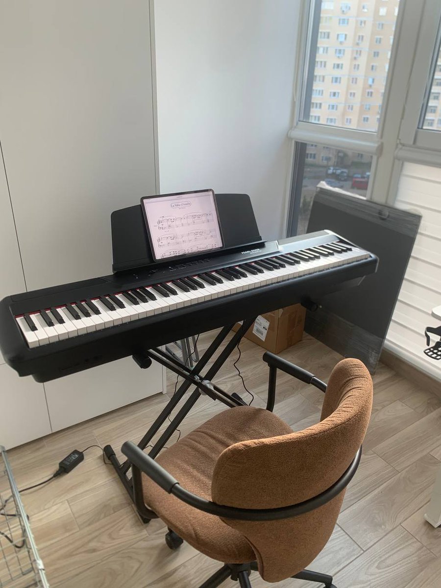 🎹 Finally, I brought the piano back into my life!

Five years ago, my beloved took the first step toward my dream—to play the piano. She gifted me a certificate for 8 lessons. By the third lesson, I realized: without an instrument at home, it was pointless. 😅

Back then, even