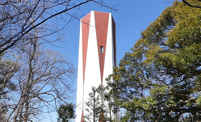 「『平成狸合戦ぽんぽこ』で背景に小さく描かれている給水塔は実在します。京王多摩セン」|ジブリのせかい【非公式ファンサイト】のイラスト