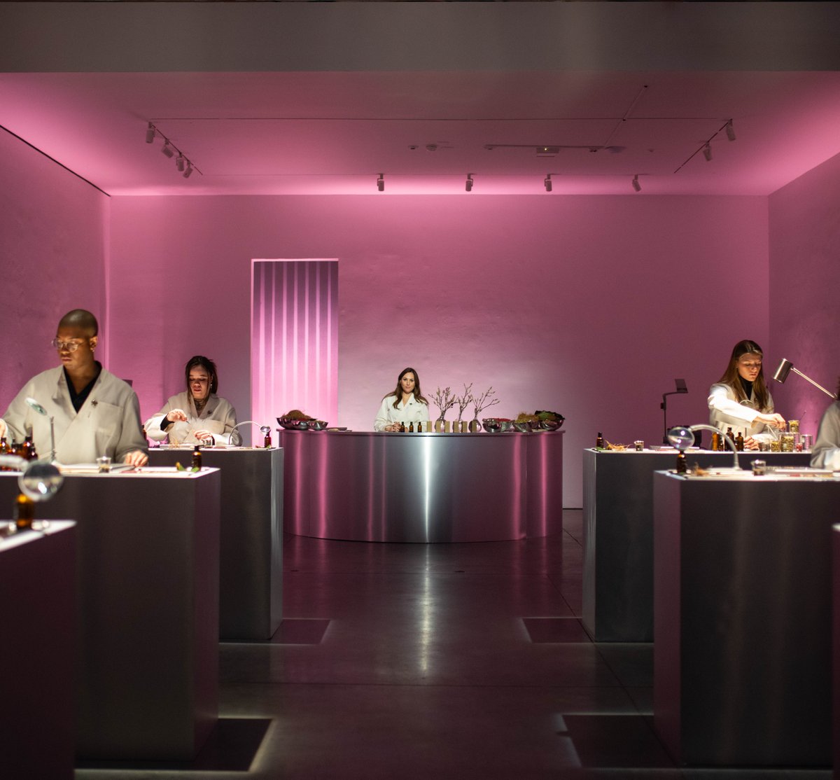 O2Eventworks's tweet image. Aesop’s fragrance launch experience at @Studio525—our team helped set the mood with dynamic lighting, highlighting the unique PVC curtains, precise product pin-spotting, and immersive audio for live demonstrations and discussions
Event production by SEEN BX
Images from SEEN Group