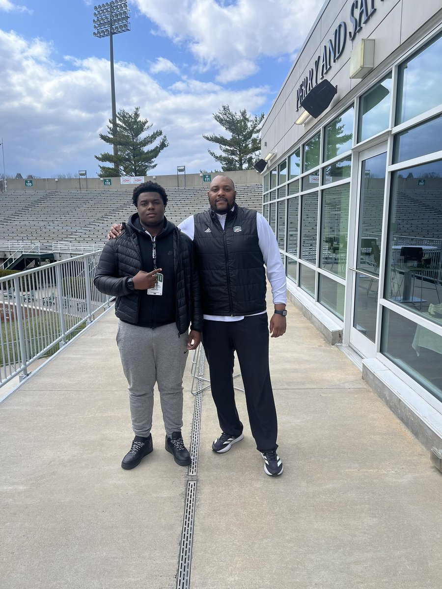 Cordae Davis (@cordae_davis) on Twitter photo Thank you <a href="/OhioFootball/">Ohio Football</a> for having me on campus this pass Saturday can’t wait to get back up on campus!🟢⚪️
<a href="/TREMAYNE_SCOTT/">COACH SCOTT</a>
<a href="/LoganM_CFB/">Logan Meyer</a>
<a href="/coachsmitttty/">Brian Smith</a>
<a href="/midtownmiddies/">Middletown Middies</a> Thank you <a href="/OhioFootball/">Ohio Football</a> for having me on campus this pass Saturday can’t wait to get back up on campus!🟢⚪️
<a href="/TREMAYNE_SCOTT/">COACH SCOTT</a>
<a href="/LoganM_CFB/">Logan Meyer</a>
<a href="/coachsmitttty/">Brian Smith</a>
<a href="/midtownmiddies/">Middletown Middies</a>