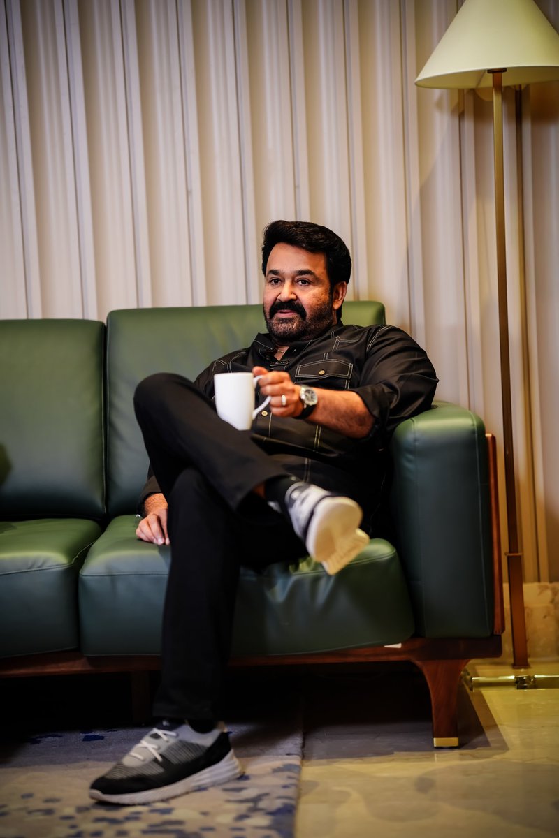 Mohanlal's tweet photo. Captured during our #L2E #Empuraan promotions https://t.co/IsWNq5XCyf