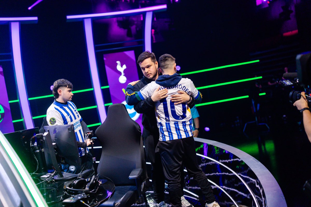 Yesse frijters (@yessefrijters) on Twitter photo 2nd place at ePrem 🥈
Gutted to lose the final again. Proud of the performances of both <a href="/MarcMarleyyy/">FNATIC Marley</a> and <a href="/JaydenGroden10/">Jayden Groden</a>
On to eChampions league now 2nd place at ePrem 🥈
Gutted to lose the final again. Proud of the performances of both <a href="/MarcMarleyyy/">FNATIC Marley</a> and <a href="/JaydenGroden10/">Jayden Groden</a>
On to eChampions league now
