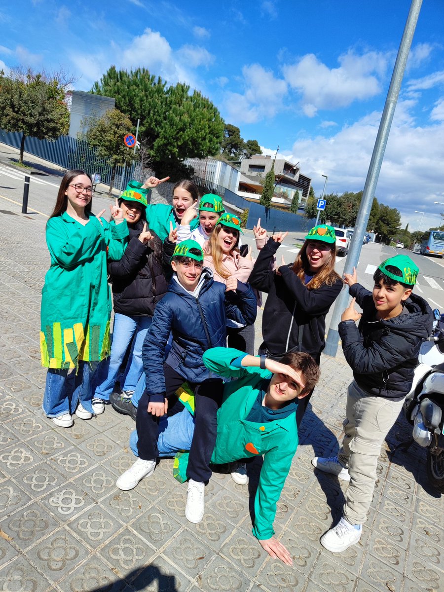 Avui #PandemiadEskamots a @escolabetaniapatmos #EscolesSostenibles <a href="/esenred21/">ESenRED</a> <a href="/escolesxesc/">EscolesXESC</a>