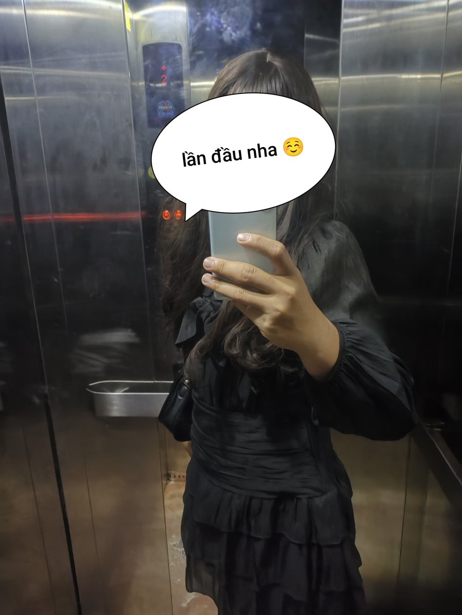 Thích áo dài 😊 tweet media