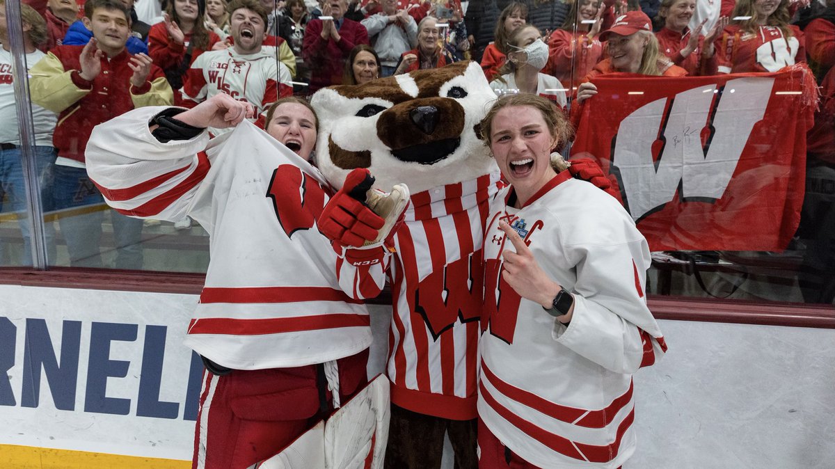 Wisconsin Hockey tweet media