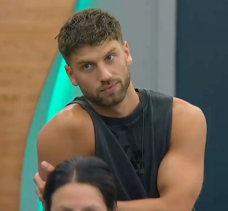 ladymoskigna's tweet image. Igual seamos justas hnas... Tato le pasa mil veces el trapo a Marcos Ginocchio, es más lindo pero por afano.

DEJO ENCUESTA ABAJO Y DECIDAN #GranHermano