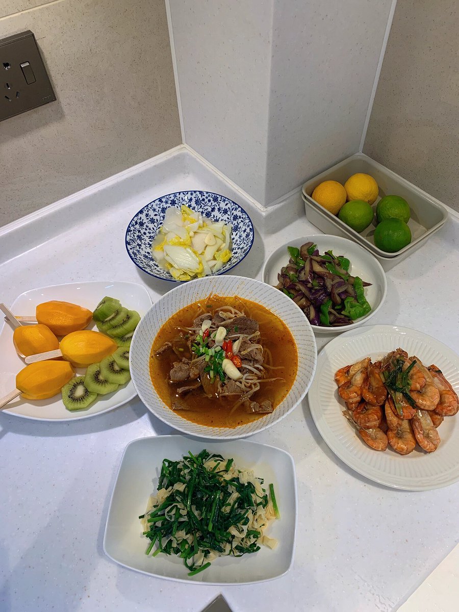 Fuel your day with a delicious lunch! What’s on your plate today?