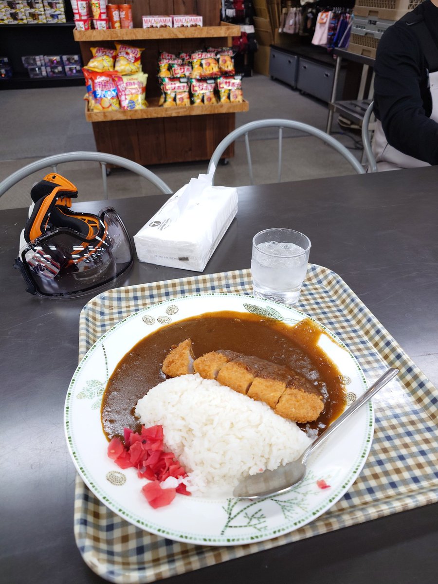 今シ最後の恐羅メシ🥹🥹🥹
