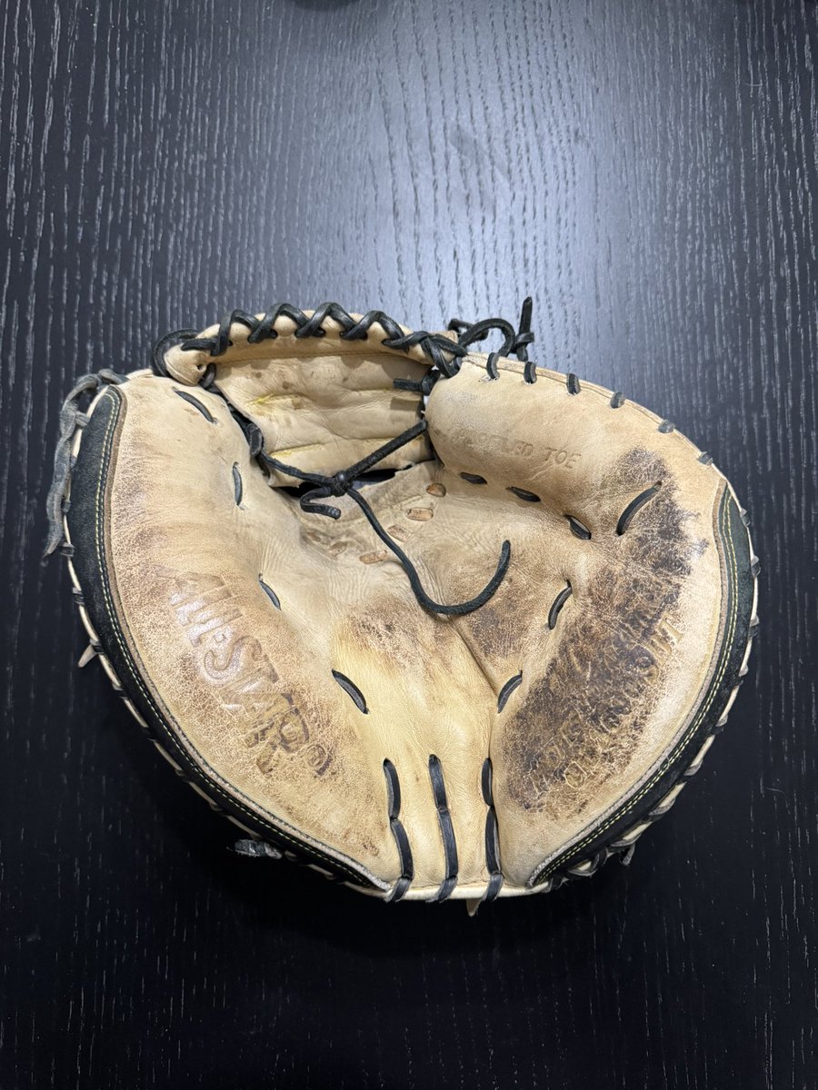 FixItFowler42's tweet image. Burning the late night oil for my hometown @TippHSBaseball Red Devils! Mitt busted in pregame today! Middle and upper pocket repair! 24 hour turn around to be behind the dish at Hardman Field tomorrow night! #FixItFowler @skipMeyers17 @Starting9_37_ @CoachCam05 @CoachJTuck