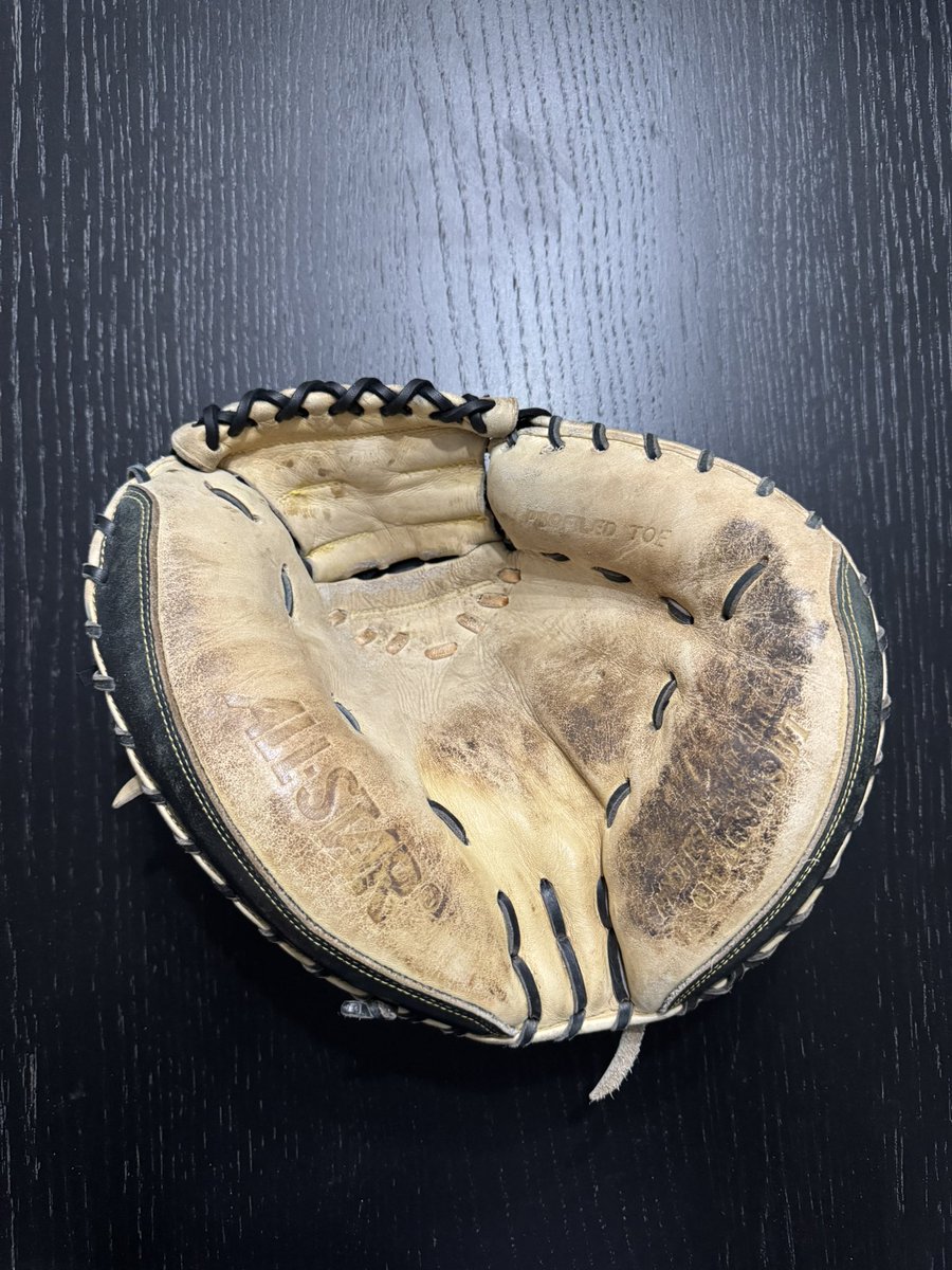 FixItFowler42's tweet image. Burning the late night oil for my hometown @TippHSBaseball Red Devils! Mitt busted in pregame today! Middle and upper pocket repair! 24 hour turn around to be behind the dish at Hardman Field tomorrow night! #FixItFowler @skipMeyers17 @Starting9_37_ @CoachCam05 @CoachJTuck