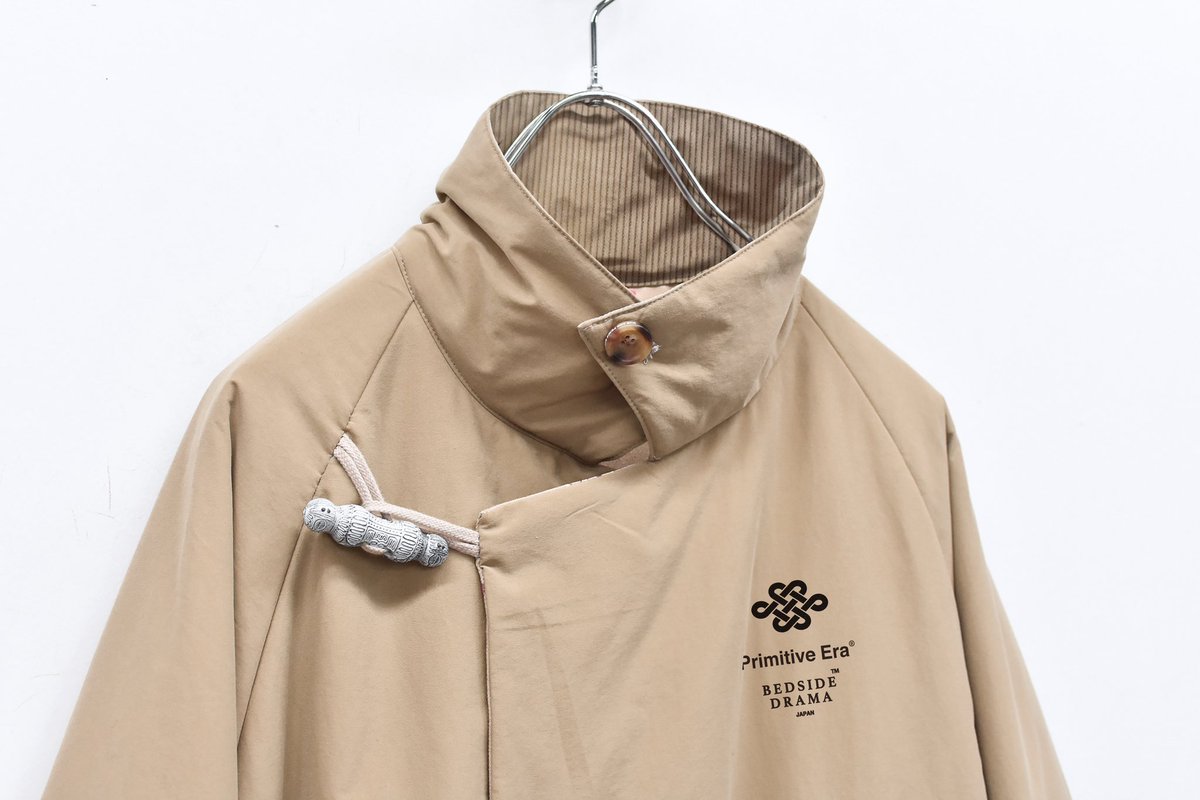 otsuhata's tweet photo. (続き)

ベージュはこちら。
妄想工作所謹製の白い「縄文こけし」トグルボタン付きです。

「bedsidedrama」さんの今季のテーマが「primitive era」ということでコラボが実現しました。御チェックのほどよろしくお願いいたします。

https://t.co/yNBiQR5Cf2 https://t.co/bLA4302rIW