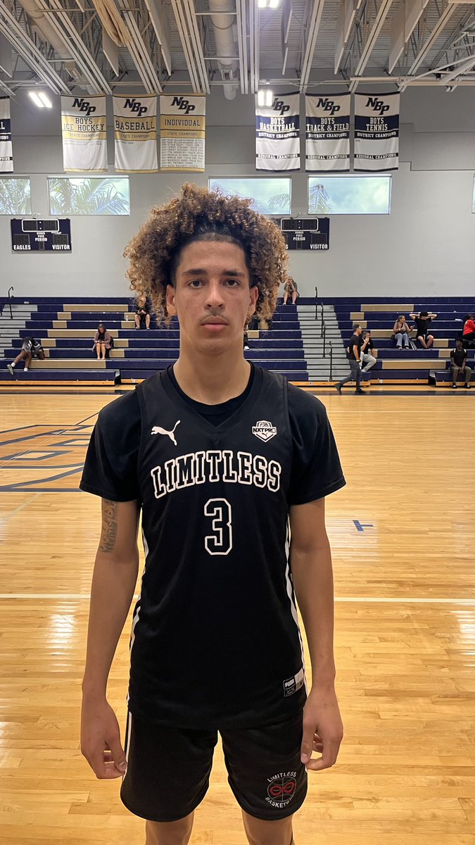 OTRHoops's tweet image. Solomon Leinbock (@laidbacksolo) is a competitor at the point guard spot! The physical and tough guard pickups 94 feet every possession and constantly gets paint touches while also carrying the load of being the primary ball handler, facilitating for his team.