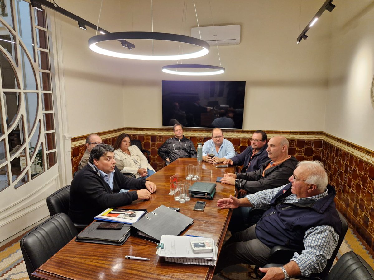 Muy enriquecedor intercambio entre la <a href="/_splf/">SPLF</a> y nuestro equipo.
Seguimos sumando!