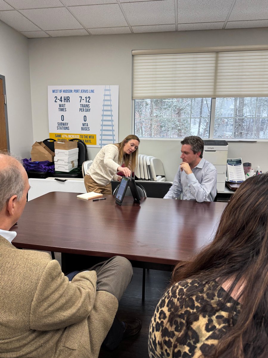 goRCLS's tweet image. Thank you @JamesSkoufis for funding @TranslateLive devices in RCLS libraries—breaking language barriers and supporting accessibility. RCLS ED Grace Riario and #TuxedoPark Library Director Diane Loomis shared the impact during a recent visit. #LibraryAccessibility #LanguageAccess