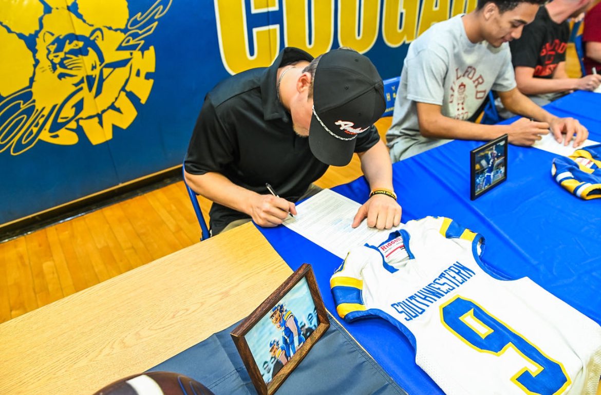 Noah Stills tweet media