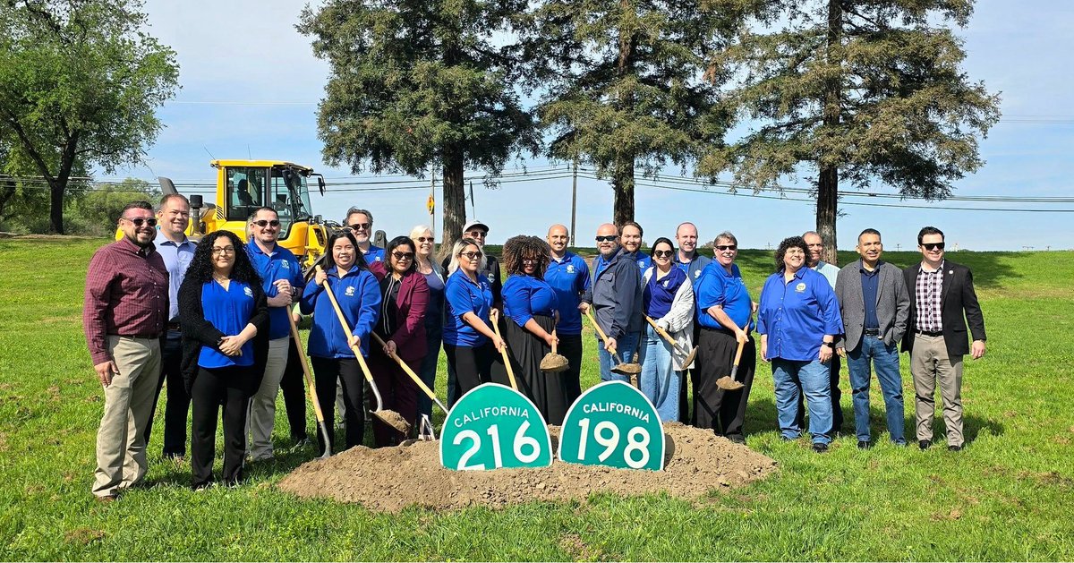 TulareCOG's tweet photo. 📷📷 Breaking Ground in Visalia! 📷📷
Big things are happening! Today marks the official groundbreaking for the City of Visalia’s Lovers Lane Rehab Project! 
This much-needed improvement will enhance road conditions, increase safety, and improve traffic flow for our community. https://t.co/cpHueilhKH
