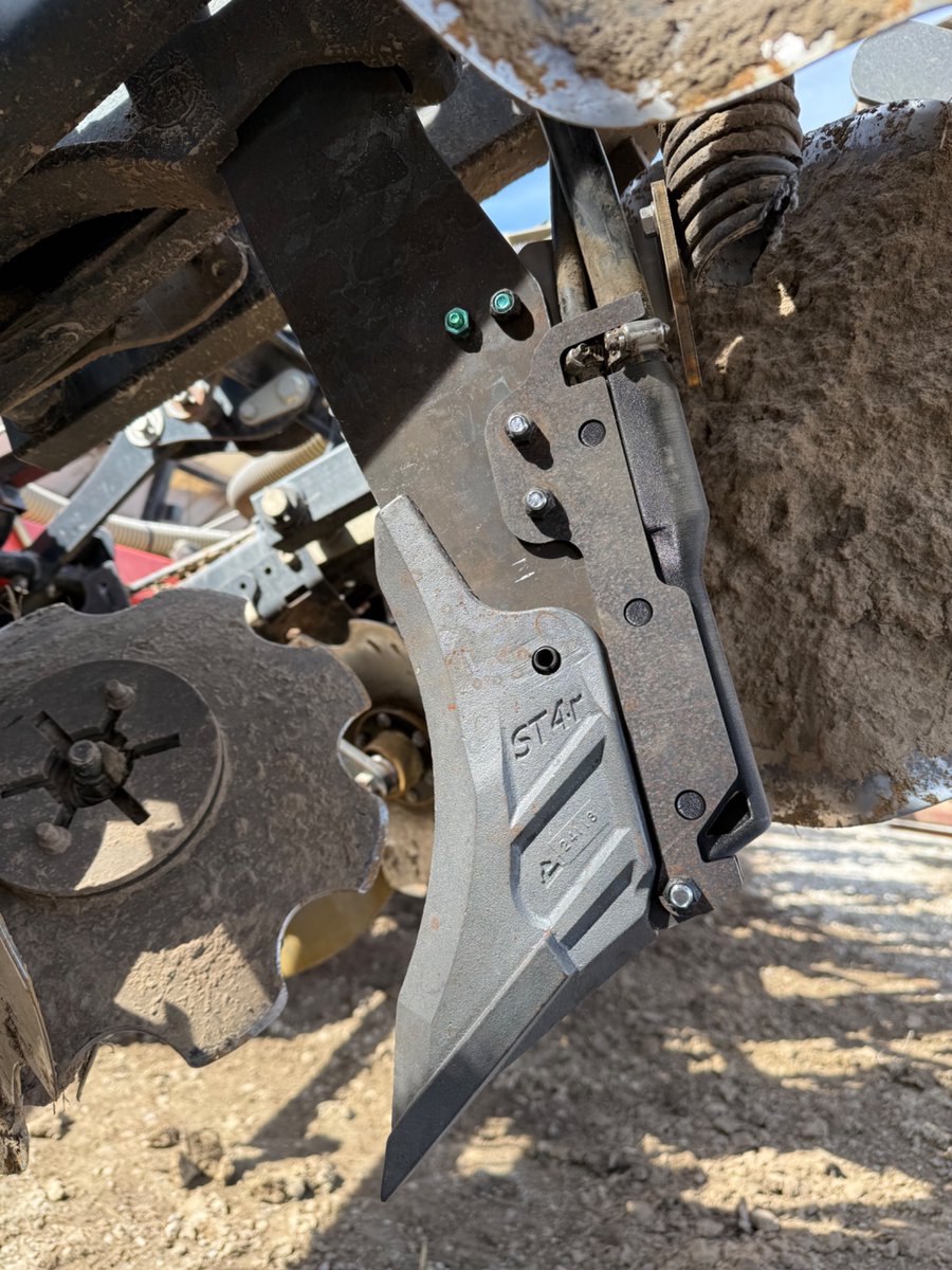 Played around with the idea of combining the 3/8 liquid and 3/4 vapor line into a single outlet. This works awesome so far.