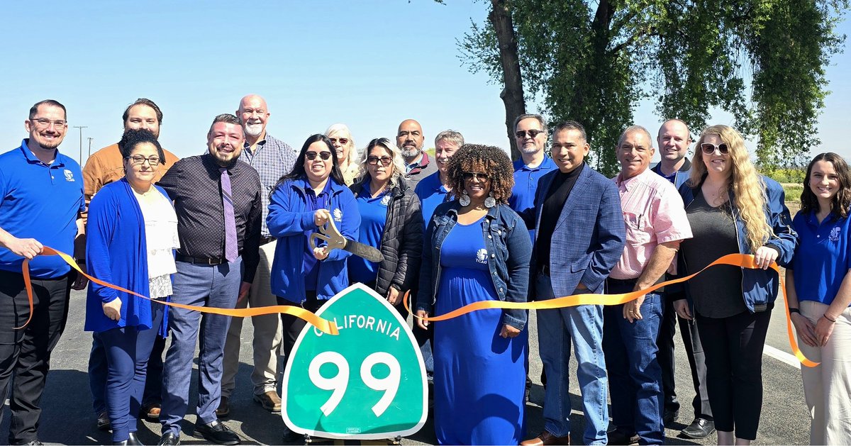 Celebrating Progress on SR-99!
Today we gathered to celebrate the official ribbon cutting for the Tagus Rehab Project – 
This $88.9 mil project expands State Route 99 from 4 to 6 lanes between Prosperity Ave and south of Ave 280.