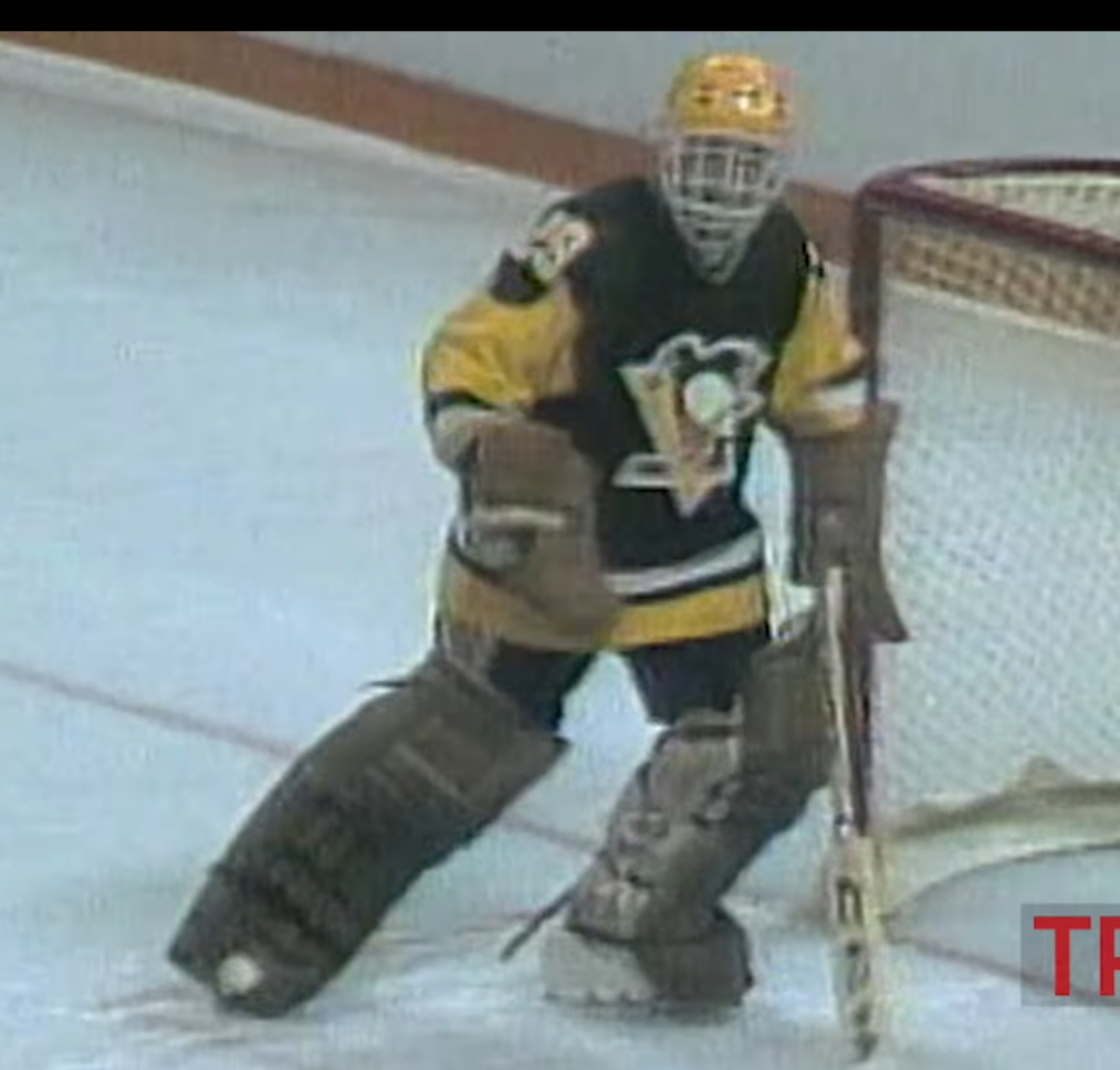 zero connection with Hamilton ontario , except Greg Millen did play in both Hamilton forum and mountain arena as a Pete <a href="/PetesOHLhockey/">Peterborough Petes</a> .   He was my all time favourite goalie , RIP <a href="/OHL_History/">OHL History</a>