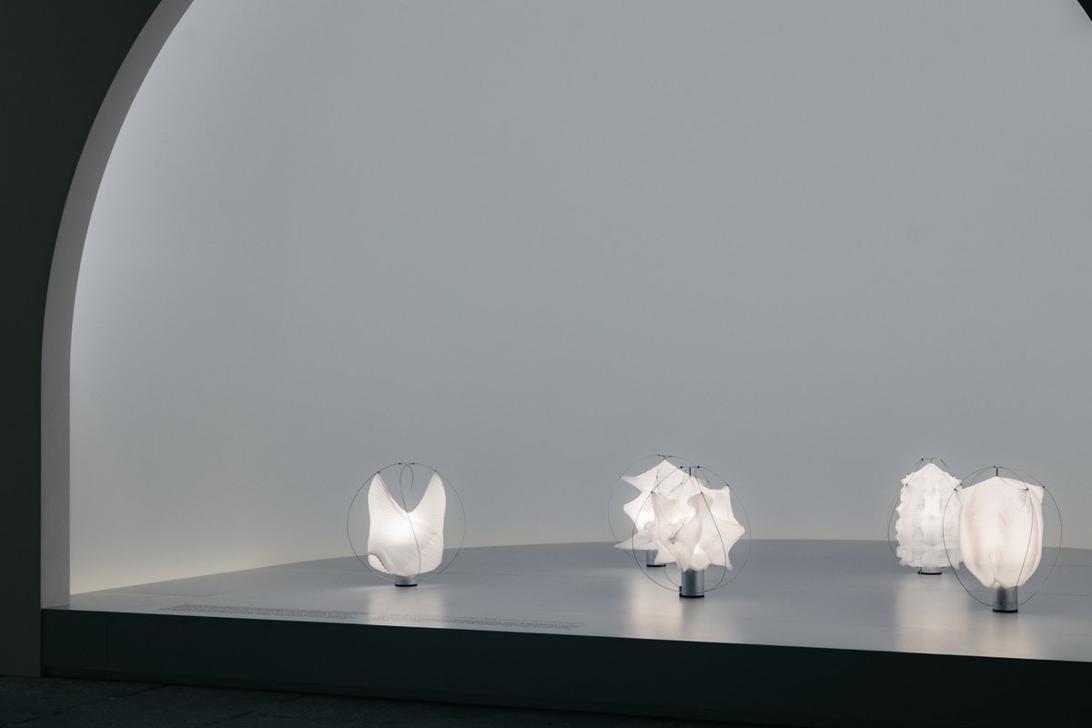 nobi's tweet image. A-POC ABLE ISSEY MIYAKE Exhibition
#MilanDesignWeek 

The ISSEY MIYAKE / MILAN flagship store is showcasing the "TYPE-XIII Atelier Oï project" from 8-13 April 2025 during Milan Design Week. This collaborative initiative between Swiss design studio atelier oï and A-POC ABLE ISSEY