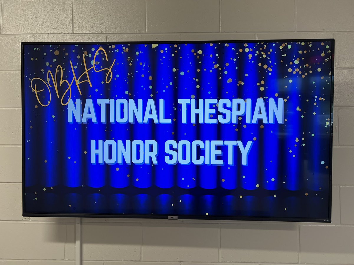CatcherSam2027's tweet image. Honored to be inducted into the National Thespian Honor Society tonight.