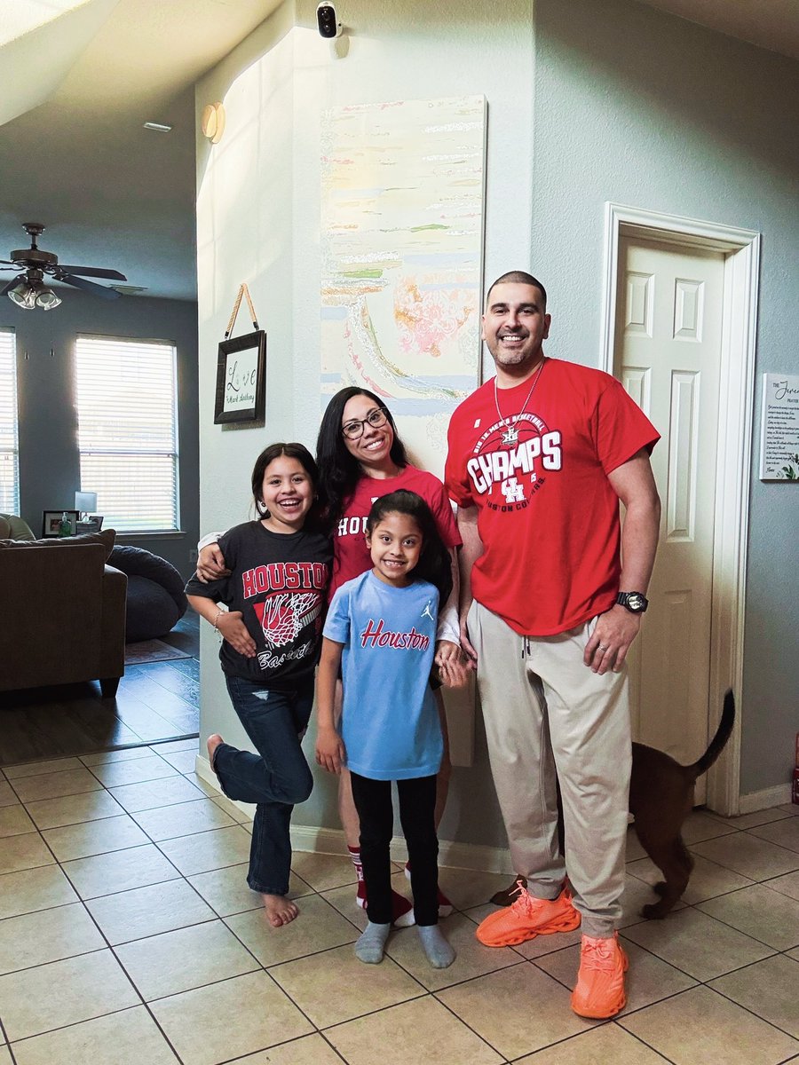 We ready! #GoCoogs ❤️🐾