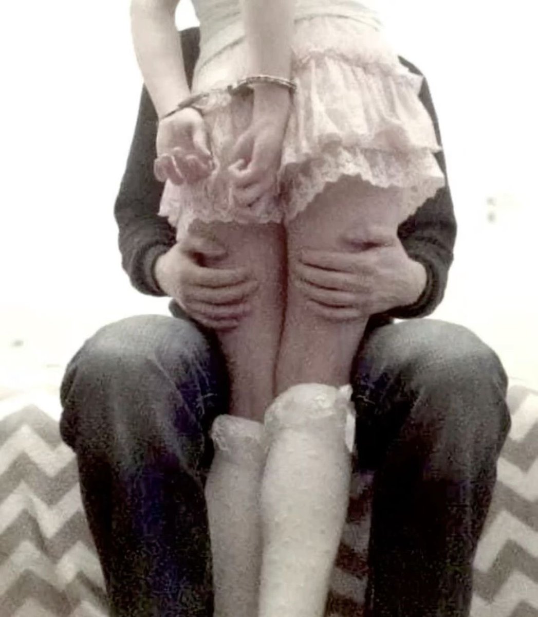 ༝ (@slitcxt) on Twitter photo 