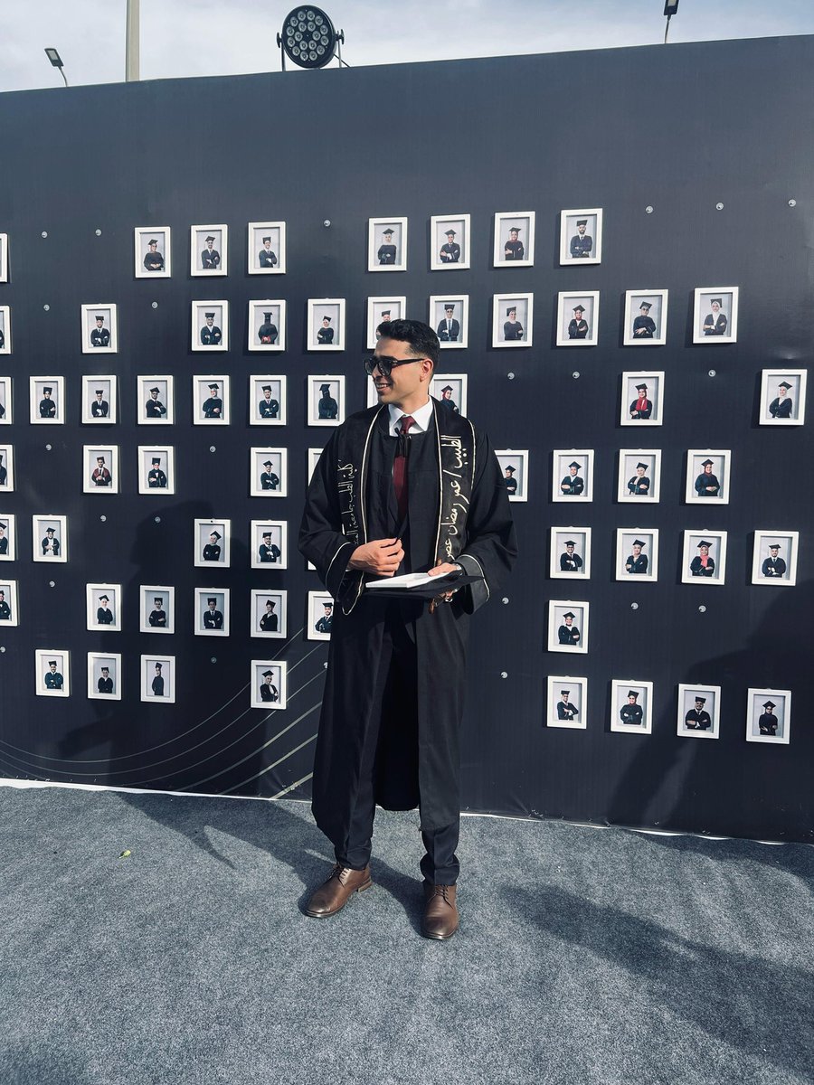 0Omar_ramadan's tweet photo. الحمدلله دائماًوأبداً 🖤🖤🖤✨
#Graduation56 https://t.co/VQ4wtl5akV