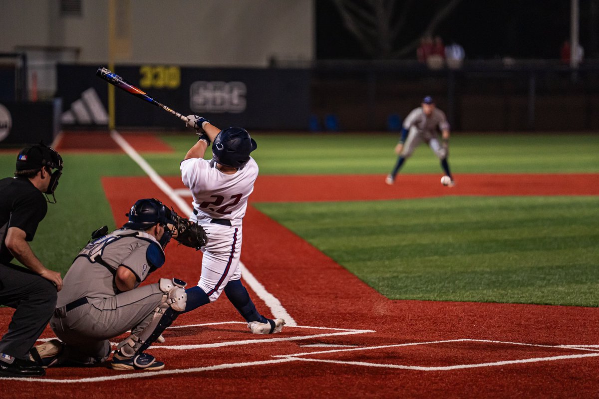 Jmat2277's tweet image. Got some pics from Dunc!  Love these boys!  Special group!  Foot on the gas fellas!  Go Jags @DuncanMathews10
