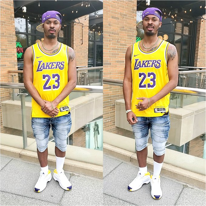 Ǝ ᗡA Я T https://t.co/DwrNMfDplI