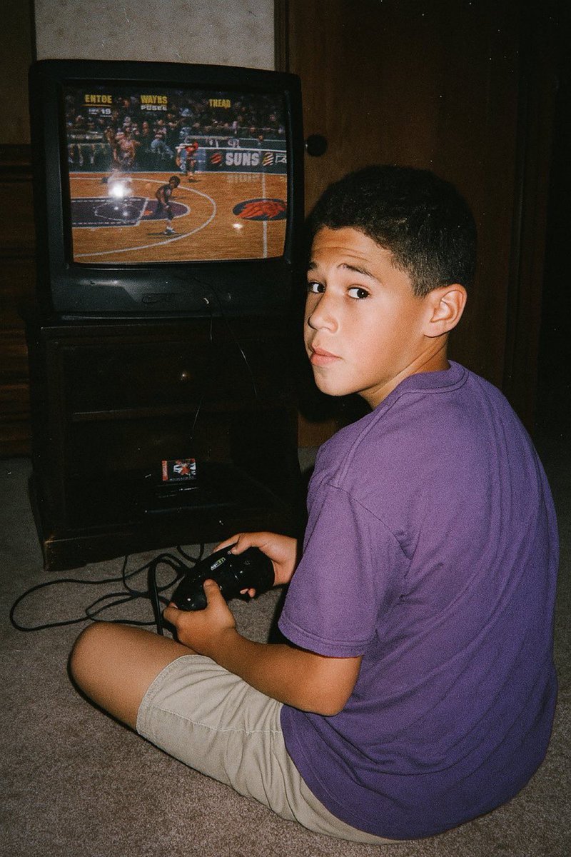 CGBBURNER's tweet photo. Devin Booker was destined to be a Phoenix Sun. https://t.co/cK1CJ9Pi33