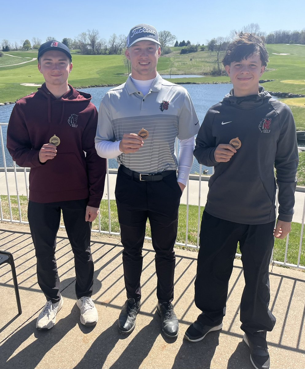 LSNGolf's tweet image. Broncos finished 4th in the Grain Valley tournament with a total of 319
Carter shot a 77 tied for 9th, Brody 78 tied for 10th, Carson 79, and Wyatt 85.
Broncos finished 5th in the JV tournament. 
Jack Cross tied for first with an 81, James 91, Andrew 94, Roman 98 and Aidan 105