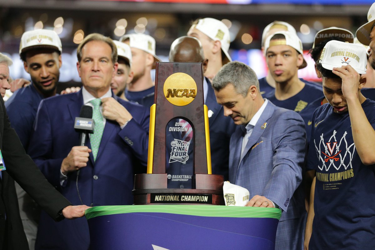 UVAMensHoops's tweet photo. “If you learn to use adversity right, it will buy you a ticket to a place you couldn’t have gone any other way.”

🔶⚔️🔷#GoHoos https://t.co/0FQMjKhnX8