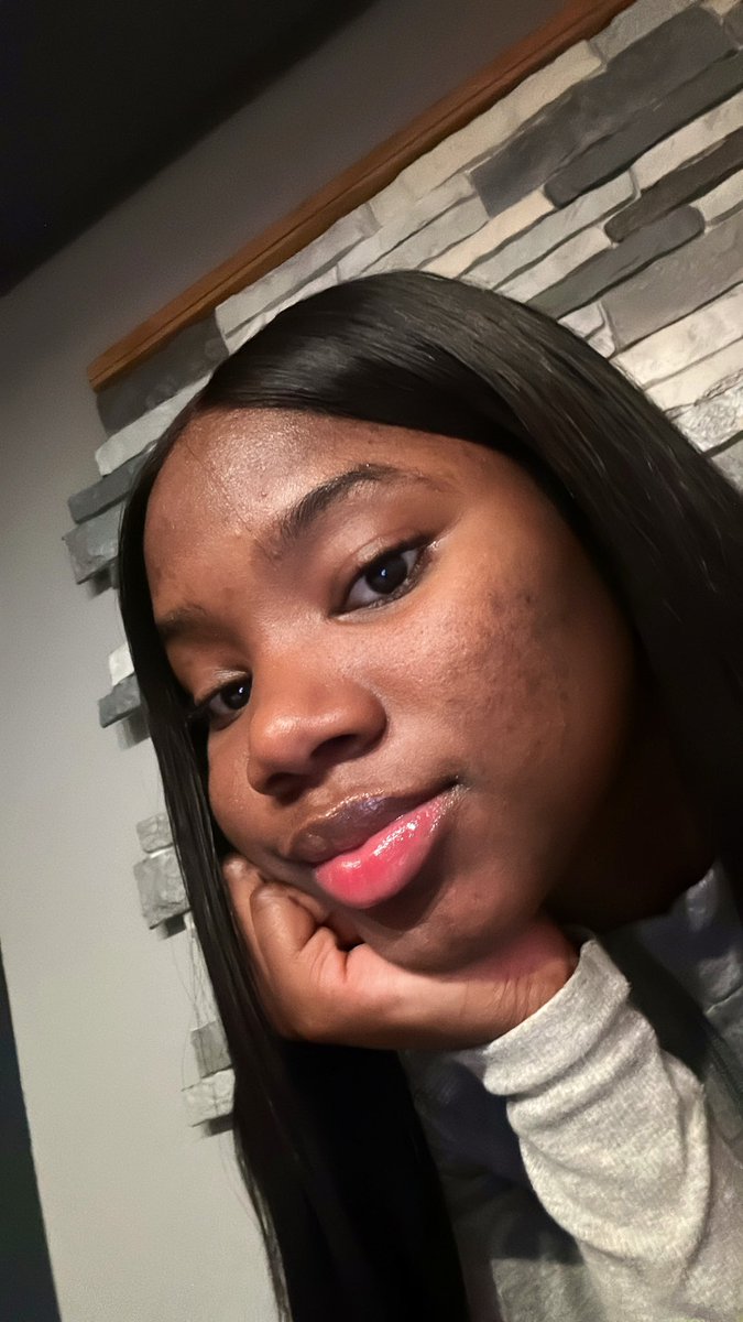 Tonajaaa's tweet photo. Natural tease https://t.co/5iUH6GnFA8