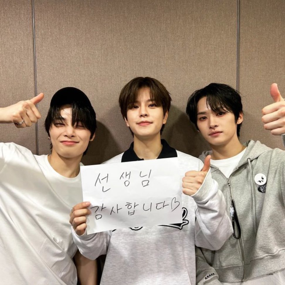 SEUNGM1NE's tweet photo. 🐰🐶🦊🫶❤️ https://t.co/lgvZoihs2p