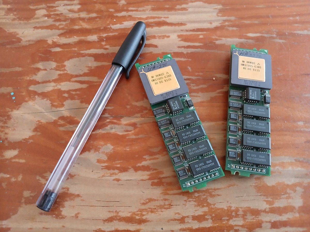 nanochess's tweet image. I got a pair of transputer boards in an eBay offer. The 30mhz version of the Inmos T805 is pretty rare and these boards have 2 MB of RAM. I could have done marvels with so much memory. #retro #transputer