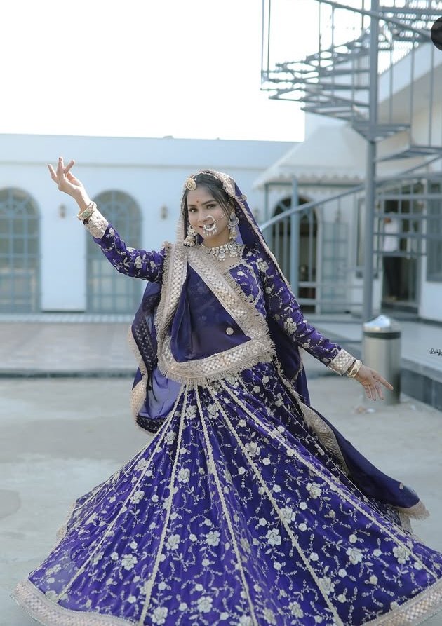 Rajsthani look 
Aap sab ko kesa lga